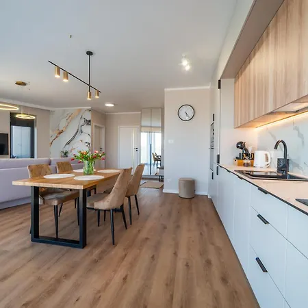 דירה P R A T U M 17 Z Widokiem Na Jezioro *