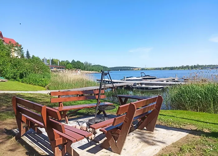 P R A T U M 17 Z Widokiem Na Jezioro Apartamento *